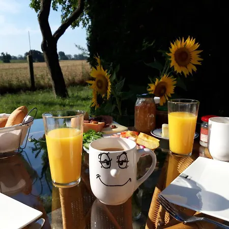 Ein Bett Im Kornfeld - Haus Morgensonne - Mit Innenpool Appartement Schonfeld (Mecklenburgische Seenplatte)